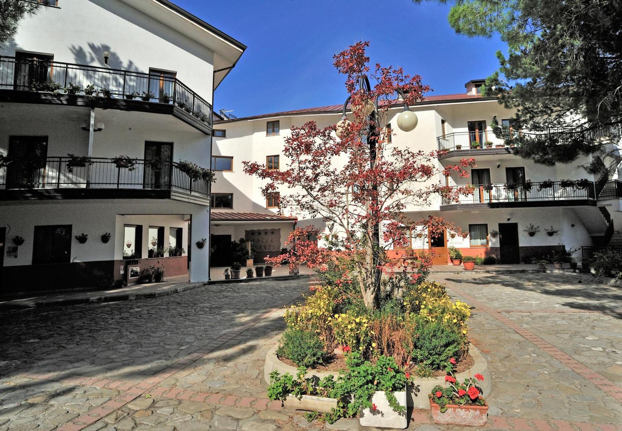 Hotel Bisanzio Resort Rossano Extérieur photo